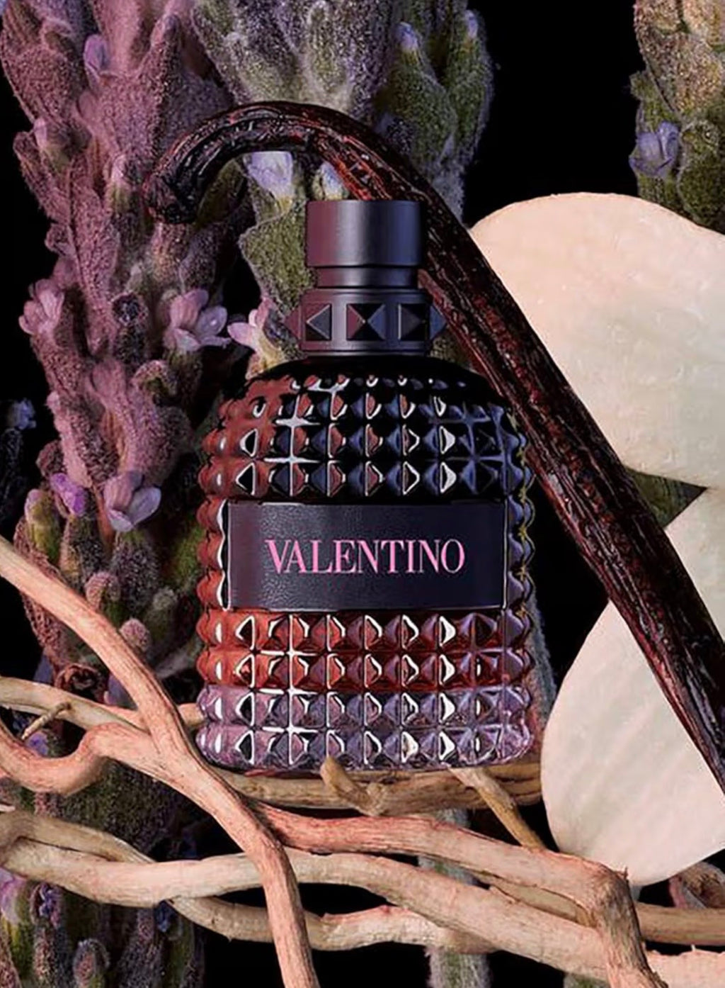 Uomo Born In Roma Intense por Valentino para hombre - 3.4 oz EDP Spray